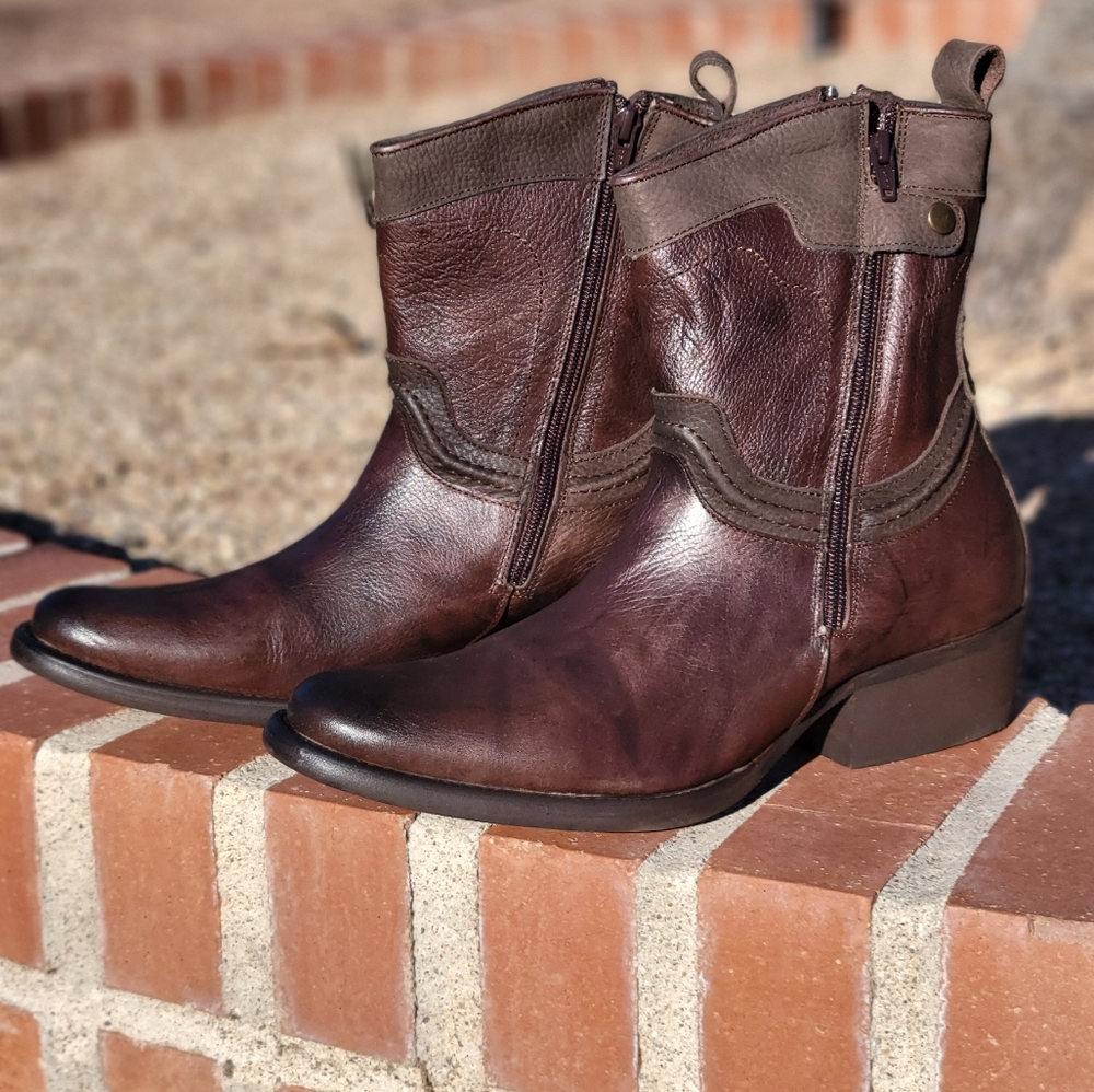 Dark Brown Cowhide Leather Boots with Wooden Heels